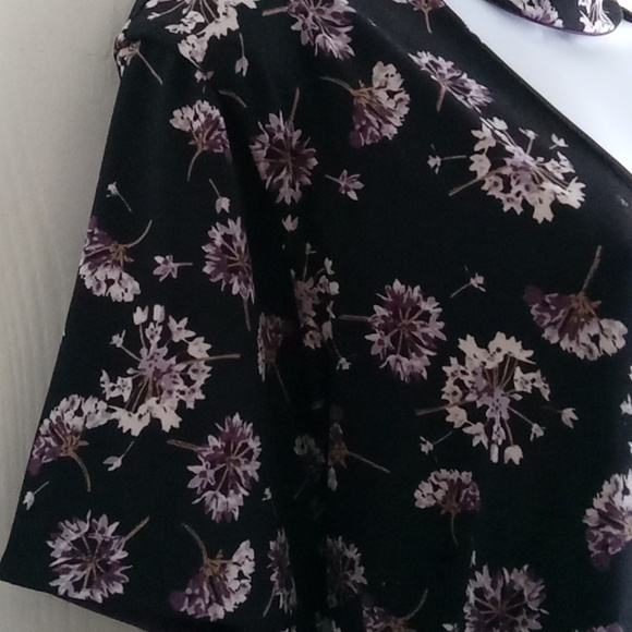 ⭐️ Host Pick ⭐️Dex | Stylish Multicolor Reversible Dress - Picture 4 of 14